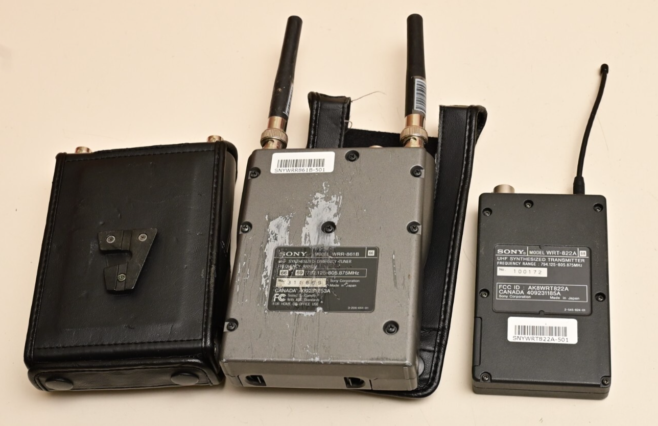 Sony Wireless Microphone UHF Transmitter & Receiver Tuner Lot WRT-822 WRR-861