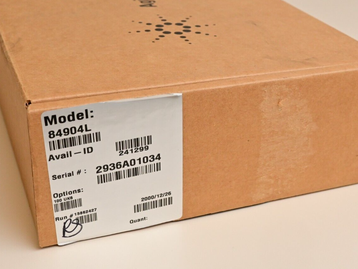 Agilent 84904L Programmable Attenuator DC-40 GHz 11dB 1dB step Opt. 100 UK6 HP