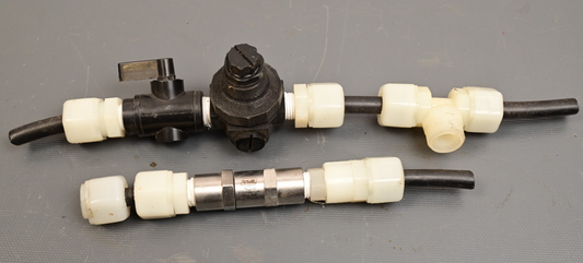 Water Purifier Parts Watts P60 Regulator HY-LOK CV2-F4N-1-BU 316.AK5 w/Misc Hose