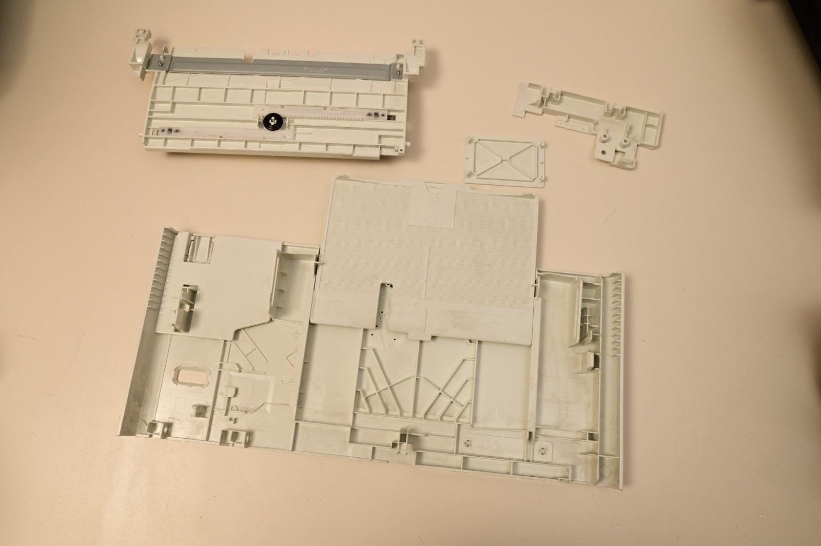 HP LaserJet Enterprise M604 Cover/Tray Assemblies RC4-5835 RC2-2337 