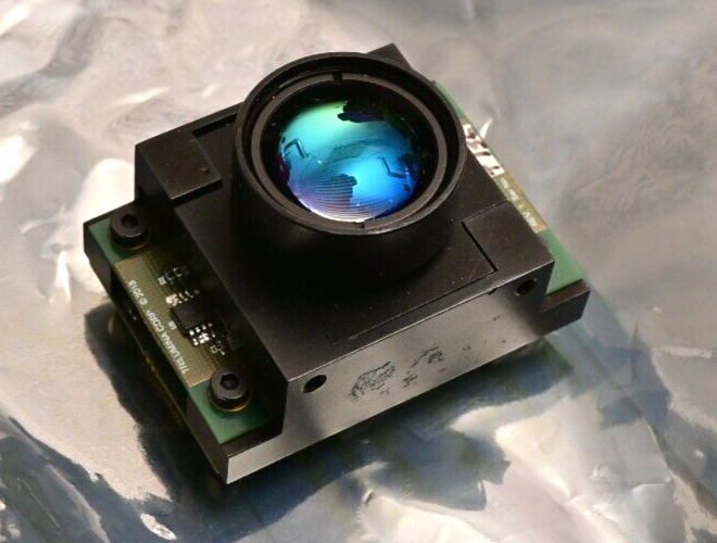 Trilumina Corp 500116 LCA2 VCSEL Board w/ Lens Lumentum LiDAR/3D/Laser Array
