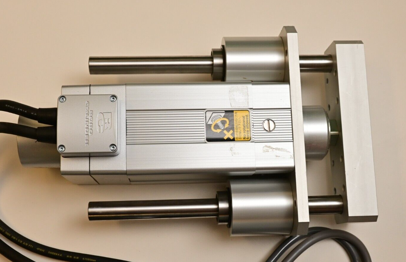 IAI Robo Cylinder Linear Actuator w/ Controller Wafer Fab Robot Elevator/Z-Axis