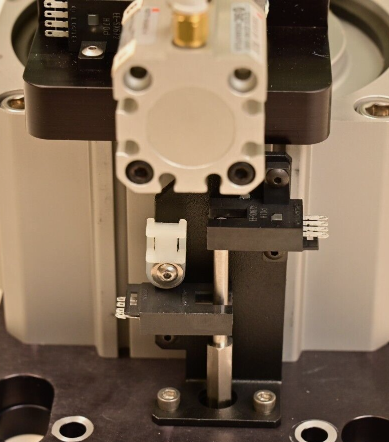 26mm Z-Axis Assembly SMC NCQ8WN400-100-D Compact Cylinder Slide Lock 3x EE-SX672