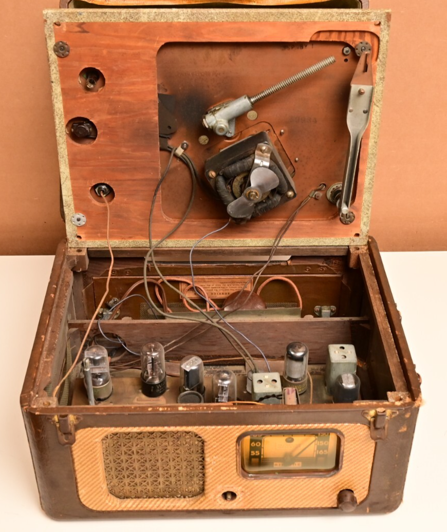 Wards Airline Recording Lathe Tube Radio 14BR-629A Slow Burning Record Blanks