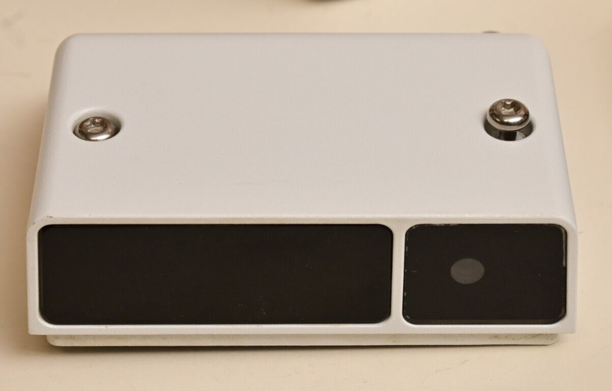 AXIS P1378-LE 4K Network IP Camera Outdoor Housing w/ Mount & IR Illuminator