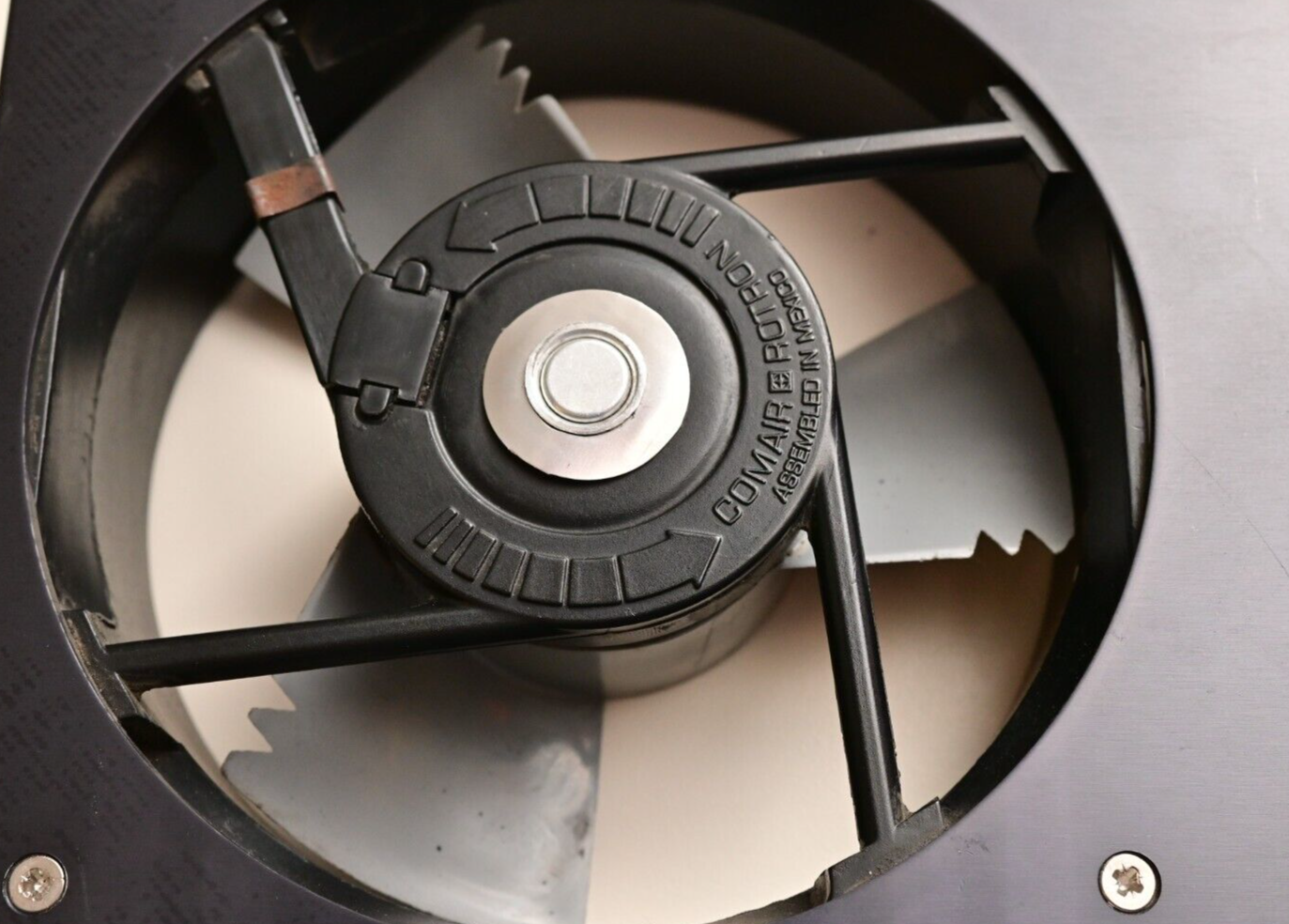 QTY 2 Comair Rotron Whisper-XL Cooling Fans WX2A1 115VAC 0.07A Plate Mounted