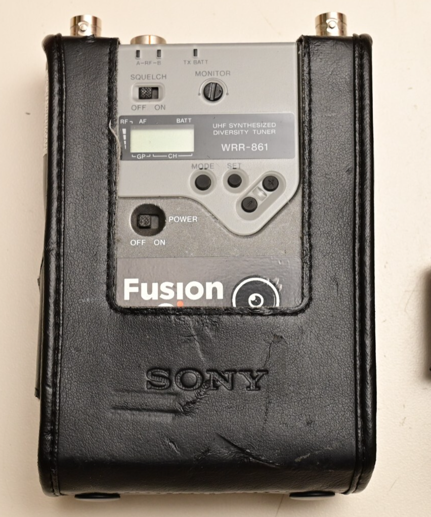 Sony Wireless Microphone UHF Transmitter & Receiver Tuner Lot WRT-822 WRR-861