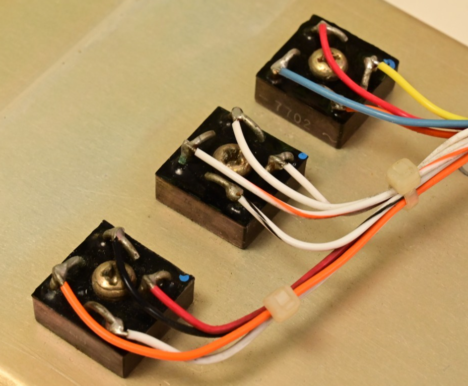 CEA Berkleonics Inverter Internal Parts Vintage Capacitors Sprague 39D Ohmite 5Ω