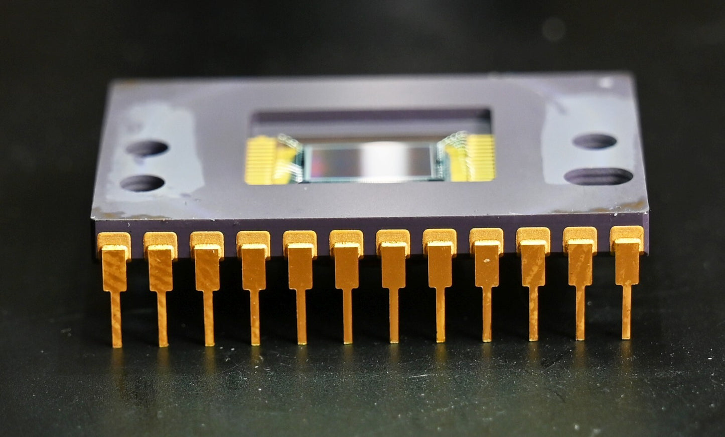 24-Pin Vintage Scientific CCD Chip w/ Exposed Wafer Gold/Ceramic Case Kodak?
