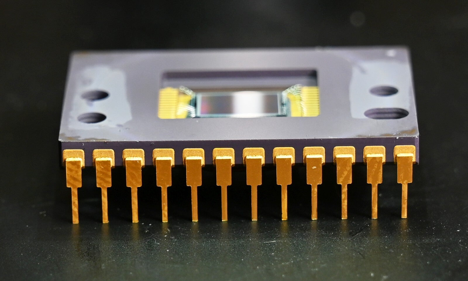 24-Pin Vintage Scientific CCD Chip w/ Exposed Wafer Gold/Ceramic Case Kodak?