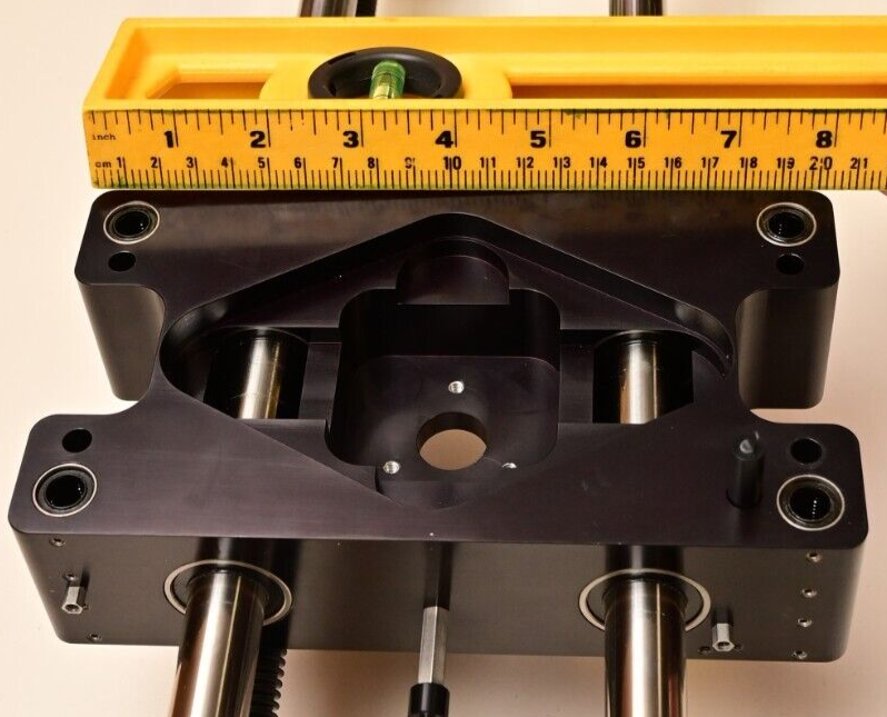 ~21" Lead Screw & Linear Bearing Guide Shaft Assembly