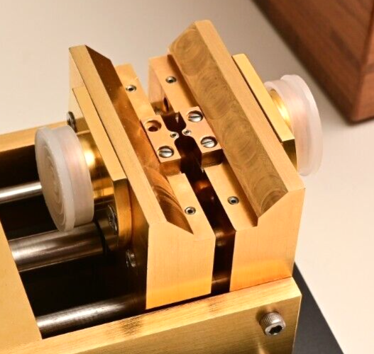 Inter-Continental Microwave TFC-1047 RF Test Fixture w/ Midsections Gold Plated
