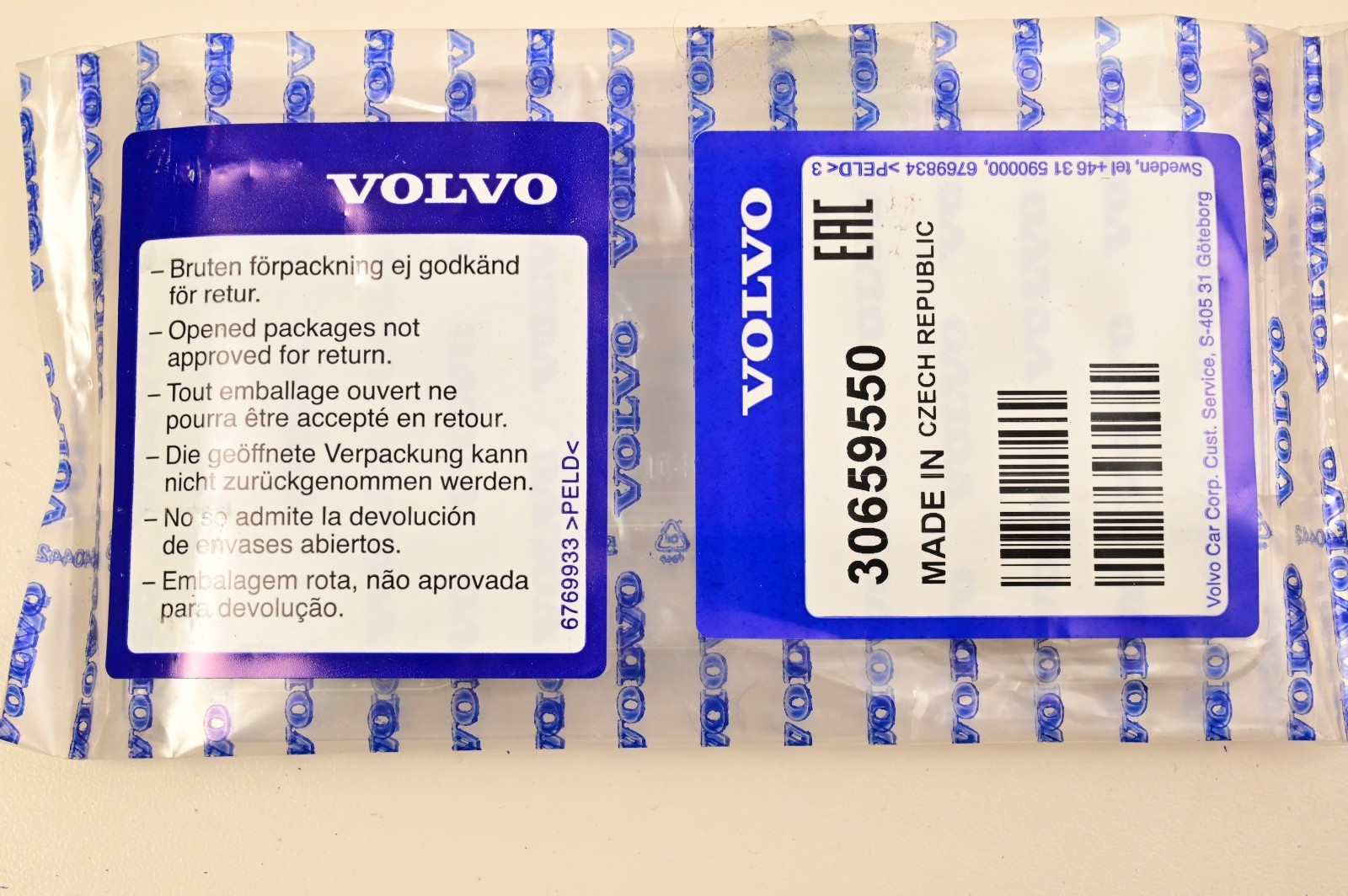 Volvo Keyless Entry Transmitter Remote P/N 30659550 Genuine Sealed S60 S70 XC70