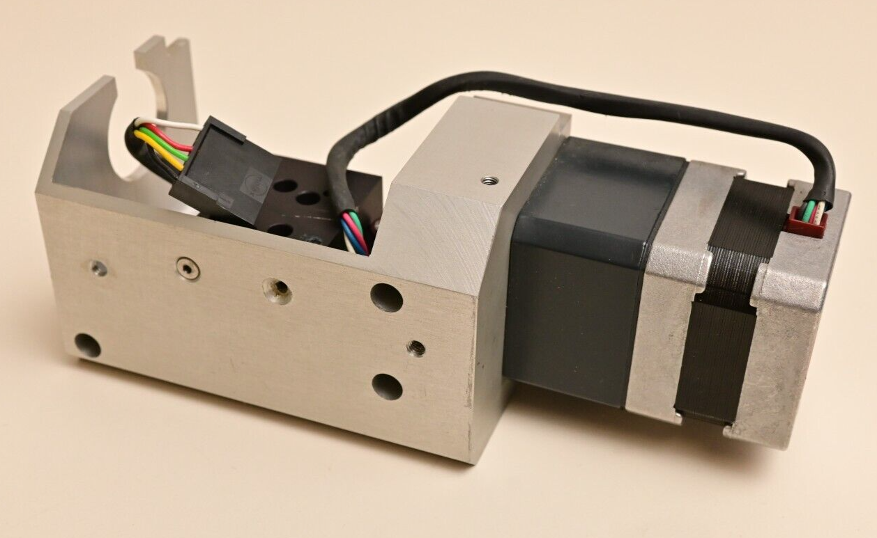 Oriental Motor Vexta 2-Phase Stepper 18:1 Gear PK243A1-SG18 0.1° SLA7026M Driver