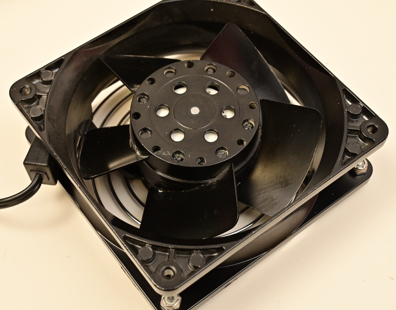 ebmpapst 4600X Fan 115V AC w/ Wiring