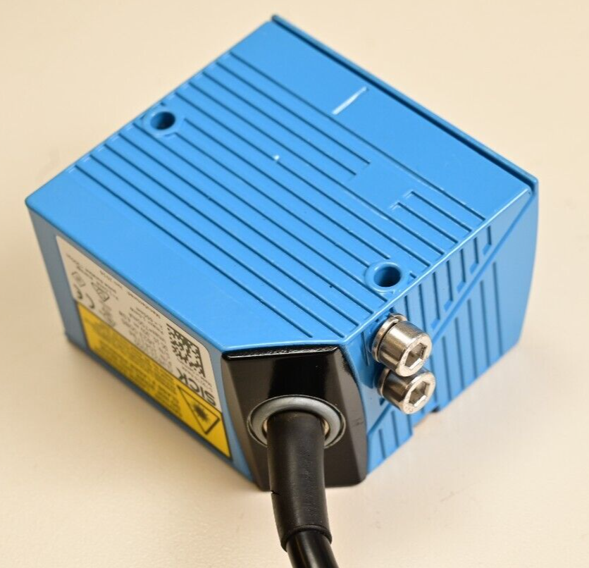 SICK CLV622-1000 Fixed Mount Barcode Scanner Industrial P/N 1041794 655nm@1.5mW