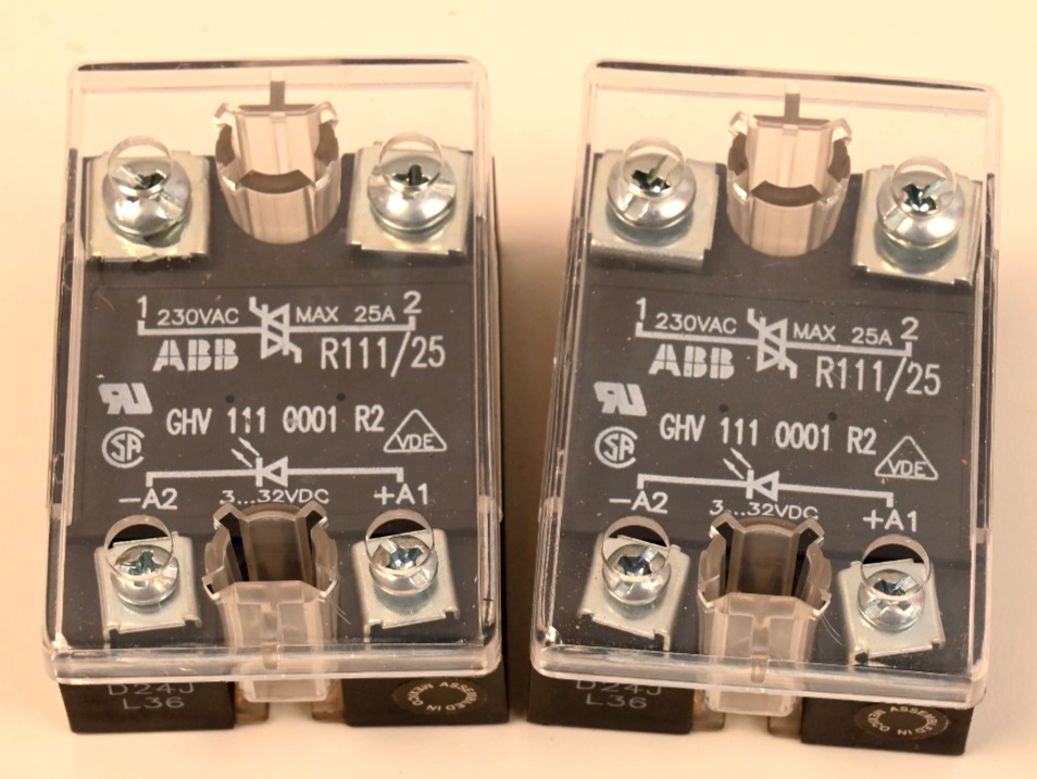 QTY 2 ABB Solid State Relay w/ Clear Cover R111/25 3-32V DC 230VAC 25A