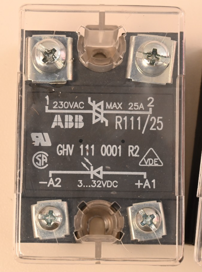 QTY 2 ABB Solid State Relay w/ Clear Cover R111/25 3-32V DC 230VAC 25A