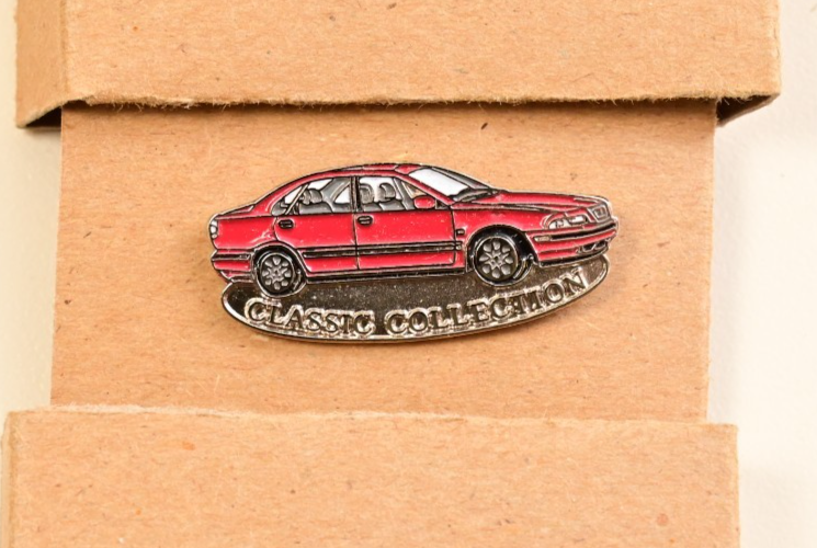 Volvo Classic Collection S40 Pin New in Box