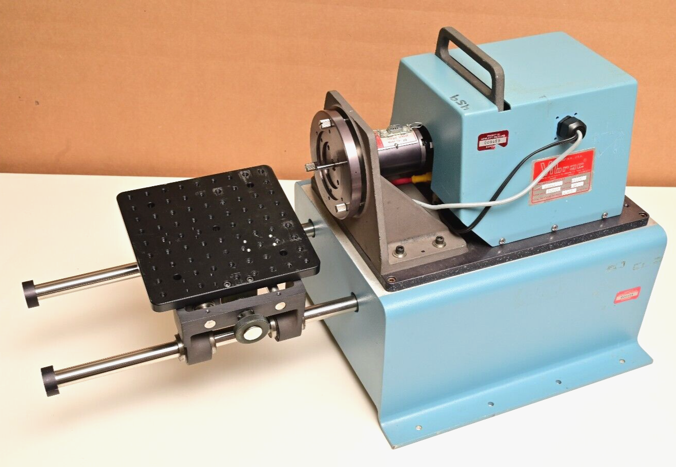 Vibrac Model 2610-1 Torque Measuring Spindle 7125-V 10 oz-in 2-Axis Stage