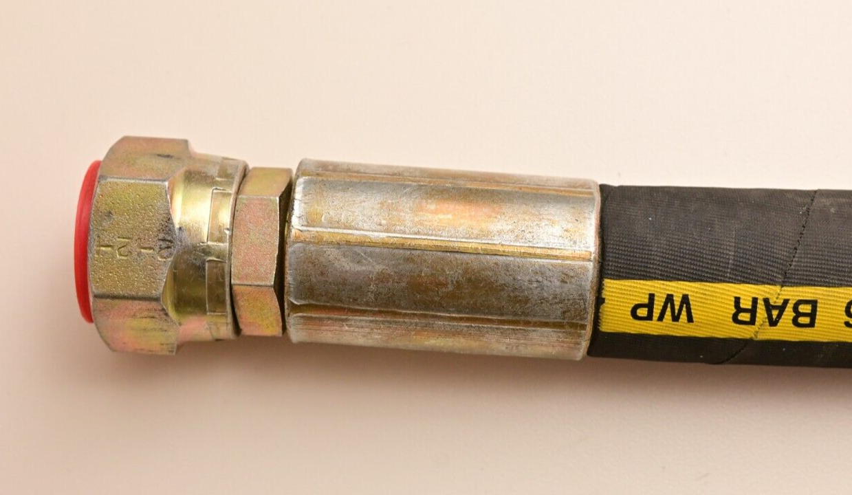 33" 3/4" Non-Metallic Hydraulic Hose 4000 PSI Dunlop SAE100R12 MSHA IC-37/2