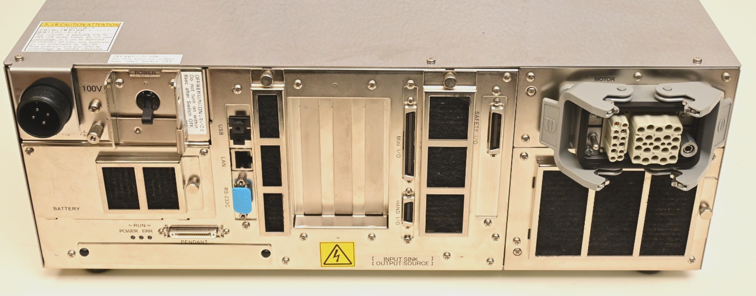 Denso RC7M-VPG5/6CAA-BP Robot Controller 110VAC 1kVA 410200-0650 Excellent