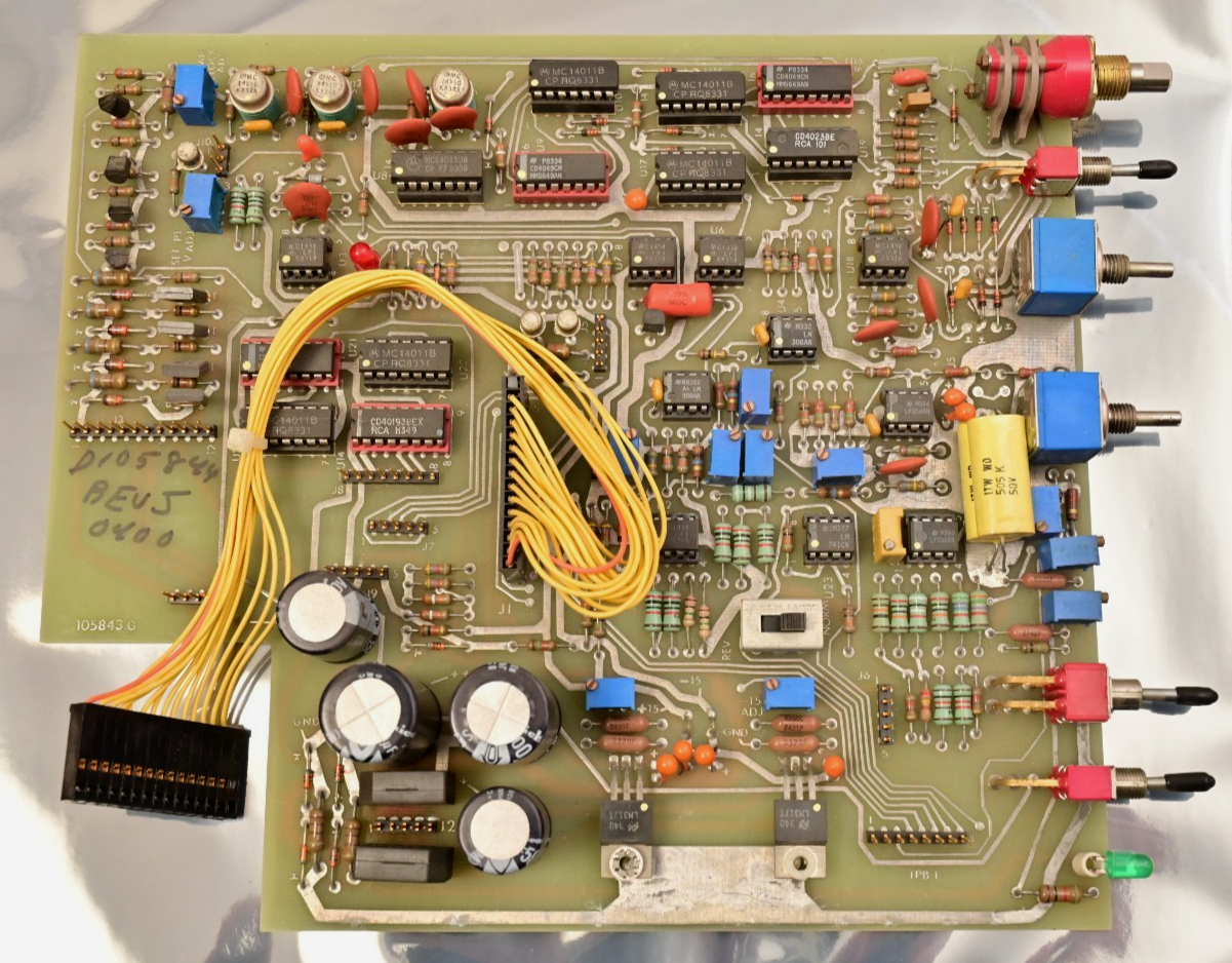 MK Instruments 252A Exhaust Valve Controller PC Board Vintage ICs ALCO Switches