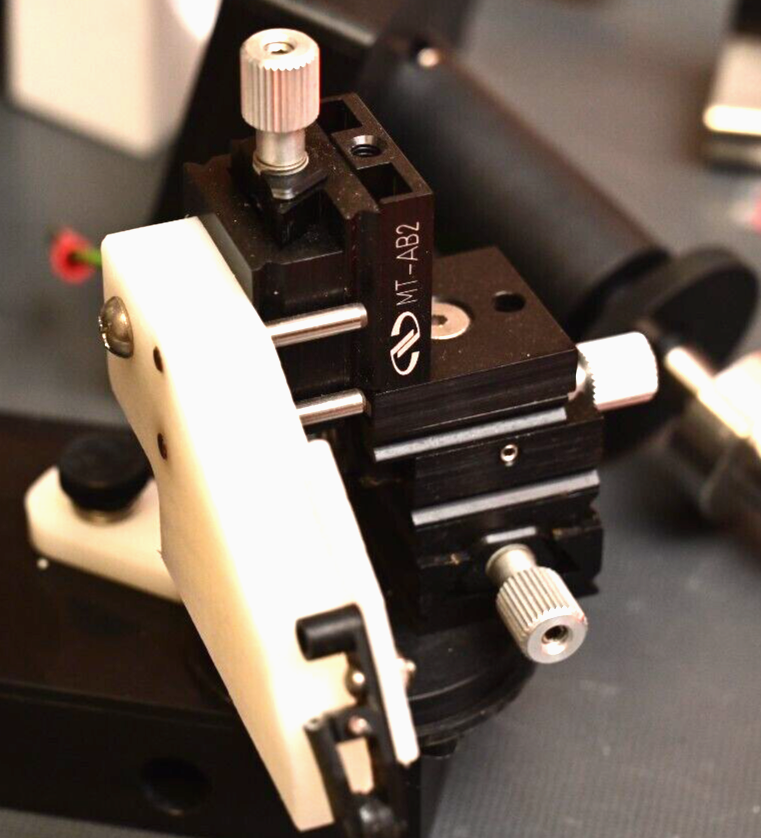 Analytica Mass Spectrometer APCI Source Lot w/ Calibration Probe Newport Stages