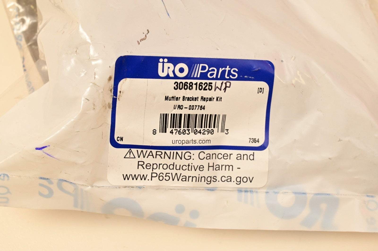 URO Parts 30681625 WP Exhaust Bracket Repair Part Volvo S60, S80, V70, XC70