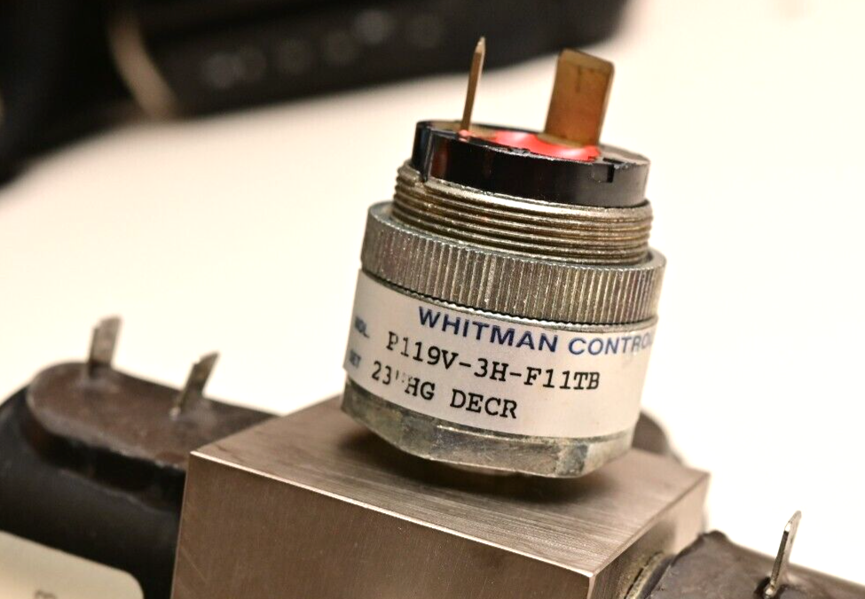 Vacuum Manifold Assembly w/ Whitman P119V Vacuum Switch PD A2013 Solenoid Valves