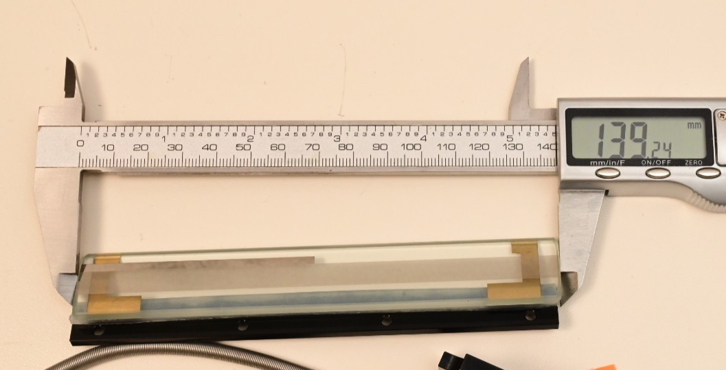Kensington / Newport Wafer Prealigner Linear Optical Encoder 4-Channel 139mm