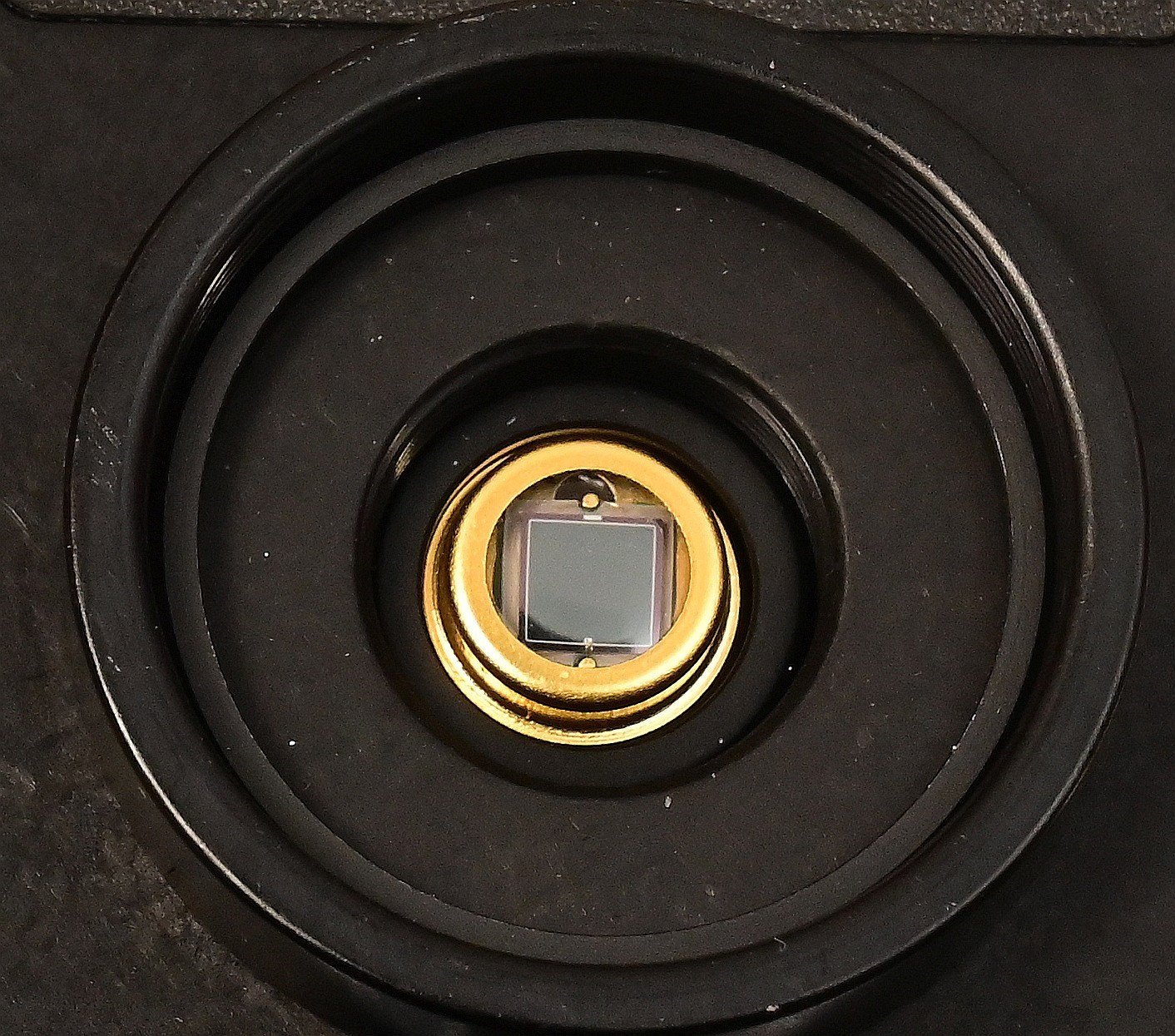 Thorlabs PDA36A-EC Silicon Amplified Detector 350-1100 nm 0-70dB Switchable Gain