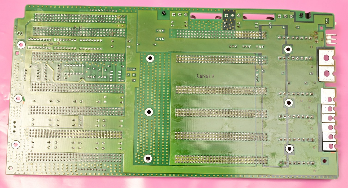 HP 64700B Emulator Backplane PCB Assembly 12 x AMP 535090-4 64700-66516 REV A.