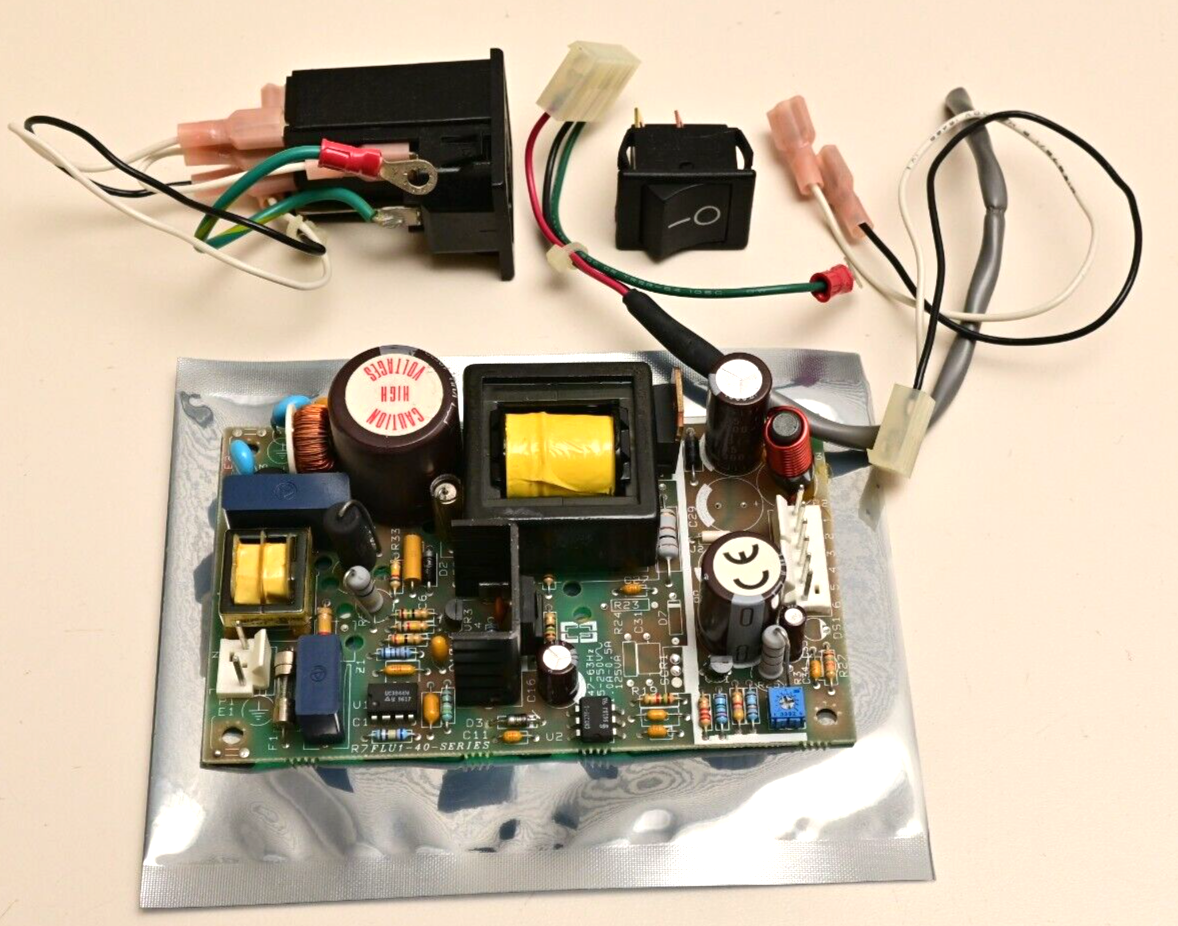 Power General Model FLU1-40-5 DC Power Supply 24V@1.7A w/ Input Module & Switch