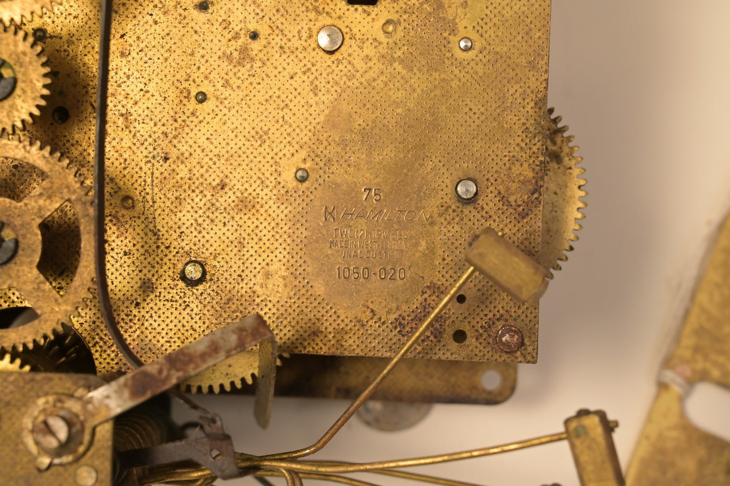4-Piece Lot of Clock Movements Parts Regula Hamilton 75 Brass Antique 3.7lbs