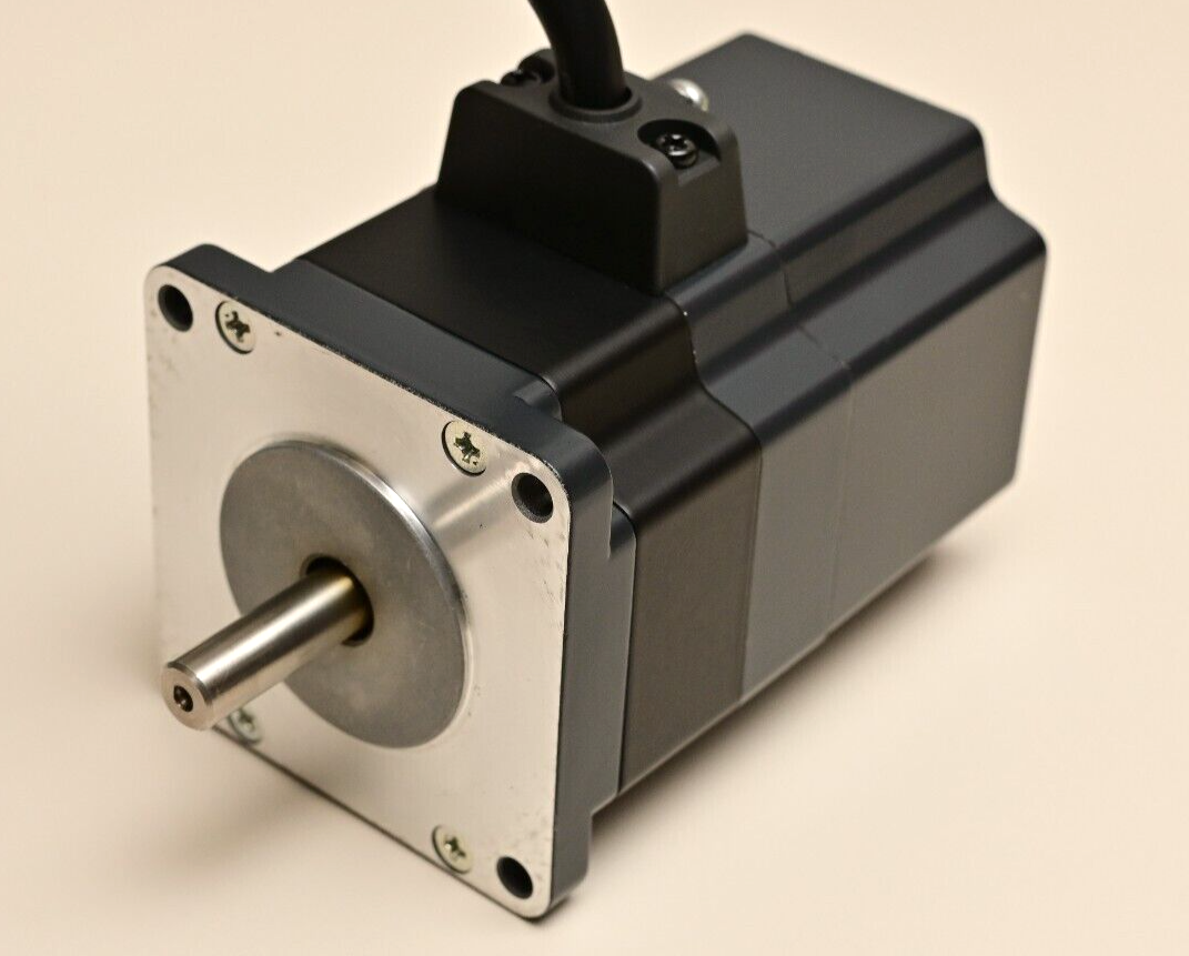 Oriental Motor Vexta PK564AEM 5-Phase 0.72° w/ Magnetic Brake 0.87V 1.4A NEMA 23