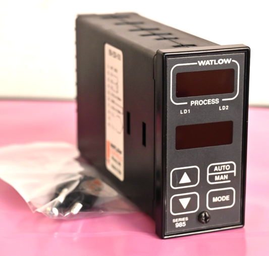Watlow Series 985 Temperature Process Controller 985A-2DD0-0000