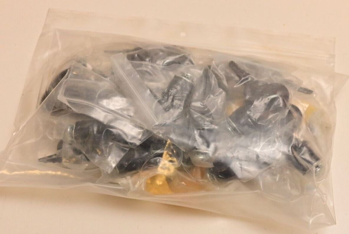 Lot of 20 Black A/V Cabinet Tumbler Locks w/ Keys & HW Middle Atlantic? C420A-A