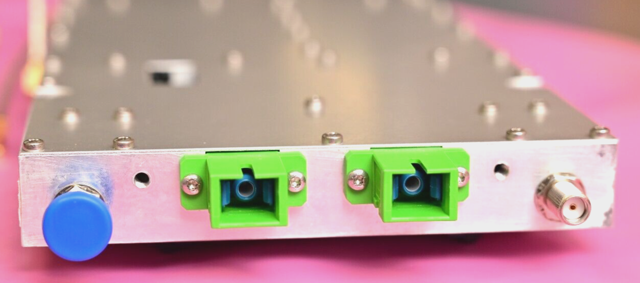 Andrew/Commscope ION-B TFAH-US85/19 Remote OTRX Module Optical Transceiver
