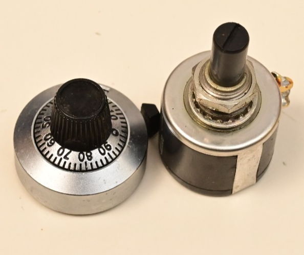 Spectrol Precision Potentiometer Model 536 10kΩ +-5% Lin 0.25% 10-turn w/ Dial