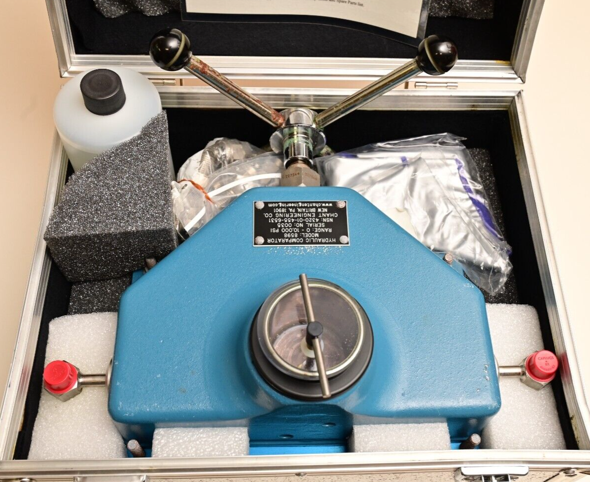 CHANT Engineering Hydraulic Comparator Model 8598 10,000 PSI Military Surplus