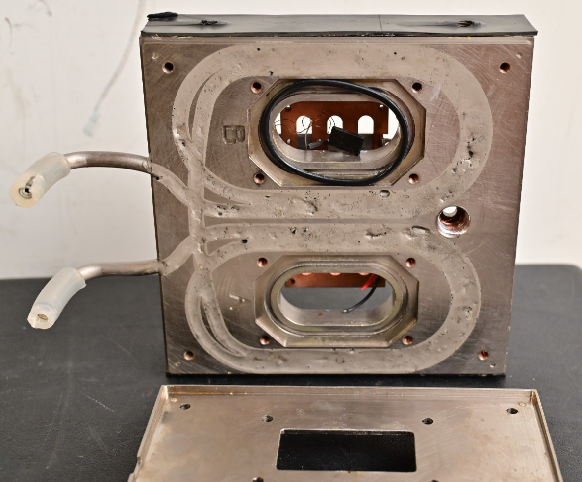 IC Chilled Vacuum Test Fixture 11.5 lbs Solid Copper? w/ Peltier Junction