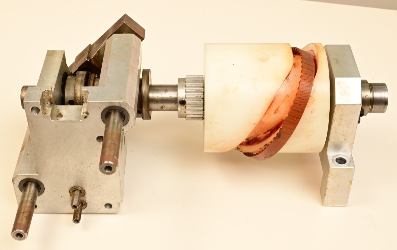 16.5 Lot of Machinery from Commercial Slide Sleever Binder 86 051-04A1 Clutch