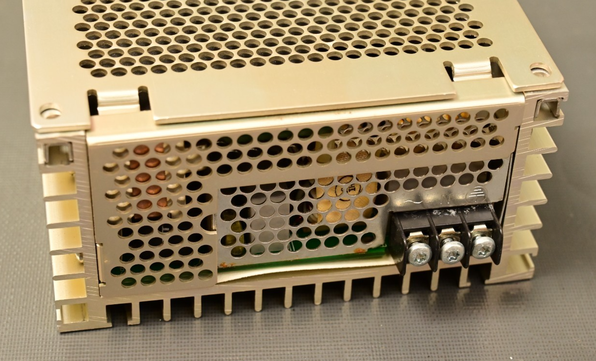 ASTEC Model ALS304C-2332 350W DC Power Supply 5V@40A 12V@5A 73-125-407 *AS-IS*