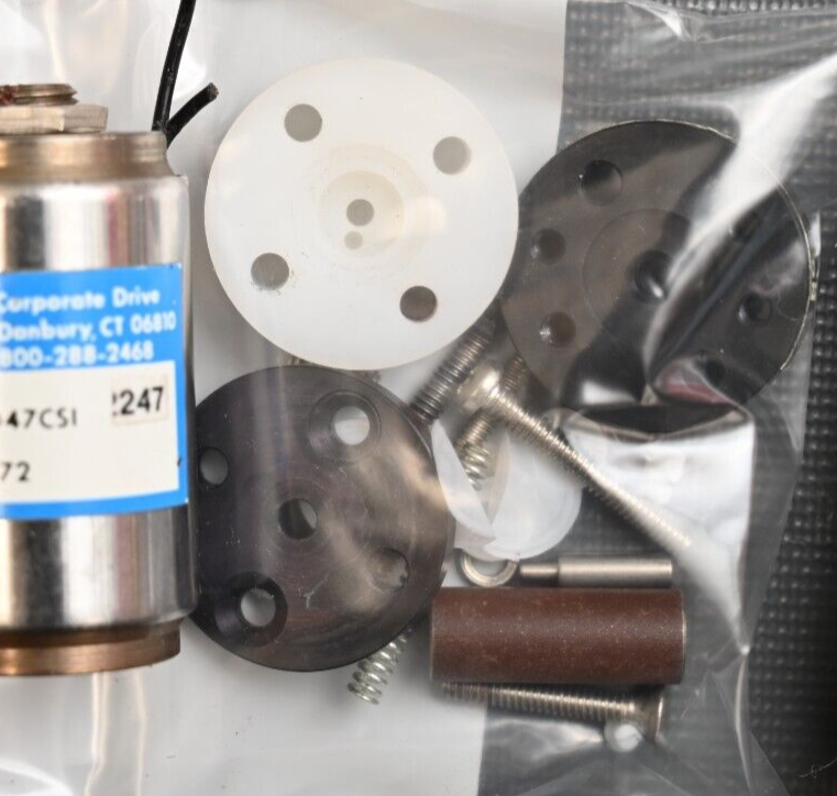 Lot of 2 Biotix LC/HPLC Valves 8206AO47CSI 368172