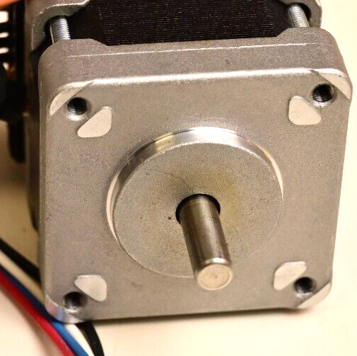Shinano Kenshi STH-39D1100-07 NEMA 17 Stepper Motor w/Optical Encoder E2-200-197
