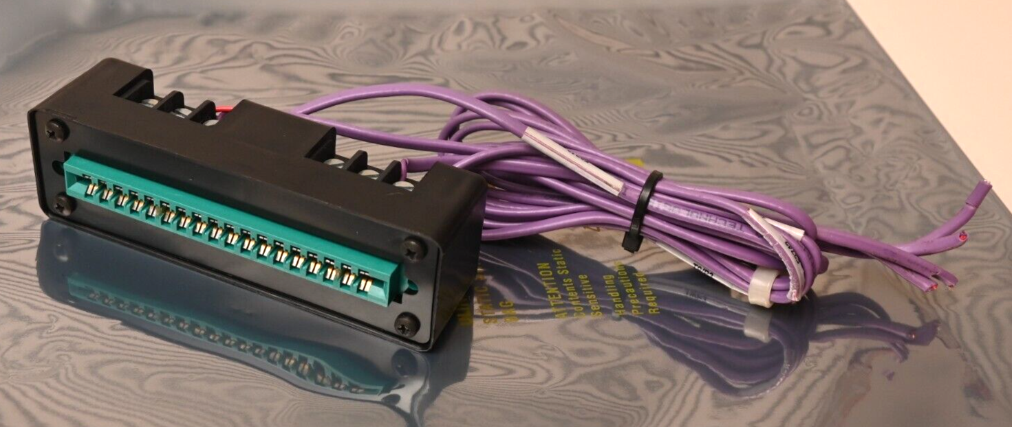Analog Devices Card Edge Connector w/ Cabling AC1800 18-Conductor