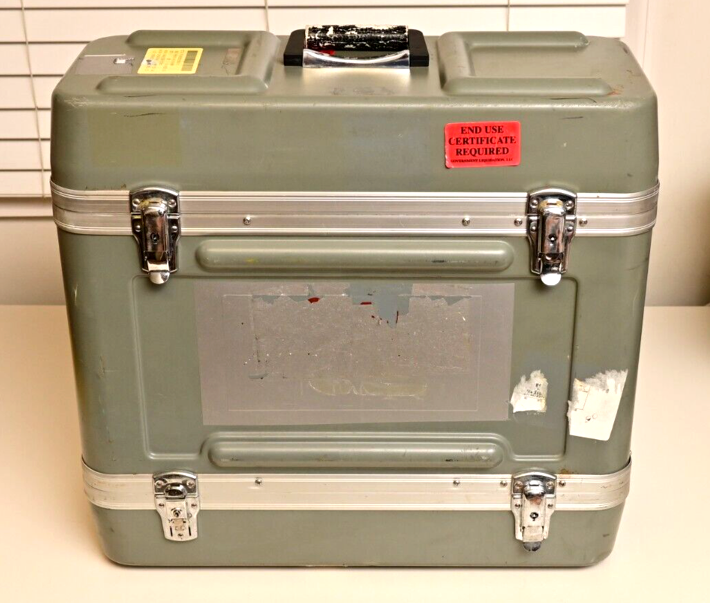 Olympus ILV-C1 DSM-2 Borescope Illuminator Floppy LCD w/ Case 944th Engine Shop