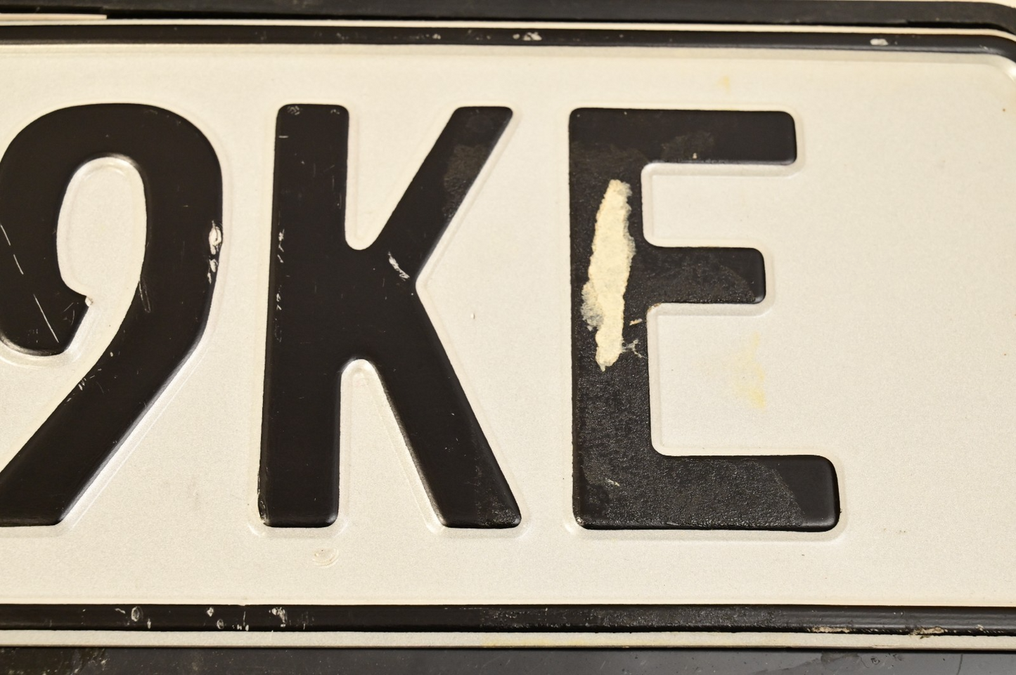 Italy License Plate AR 209KE Arezzo? Novelty? Aluminum w/ Plastic Mount Italian