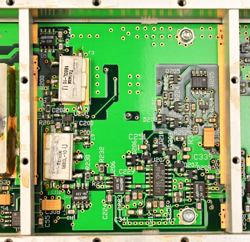 Allen Telecom 926.G1RB PCS CW Generator? Module MACOM AT-220 AM55-0004 1880L-10
